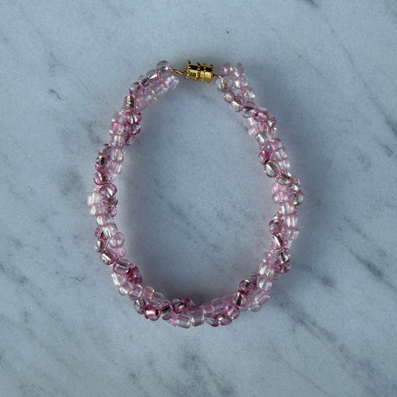Rosa Pärlarmband