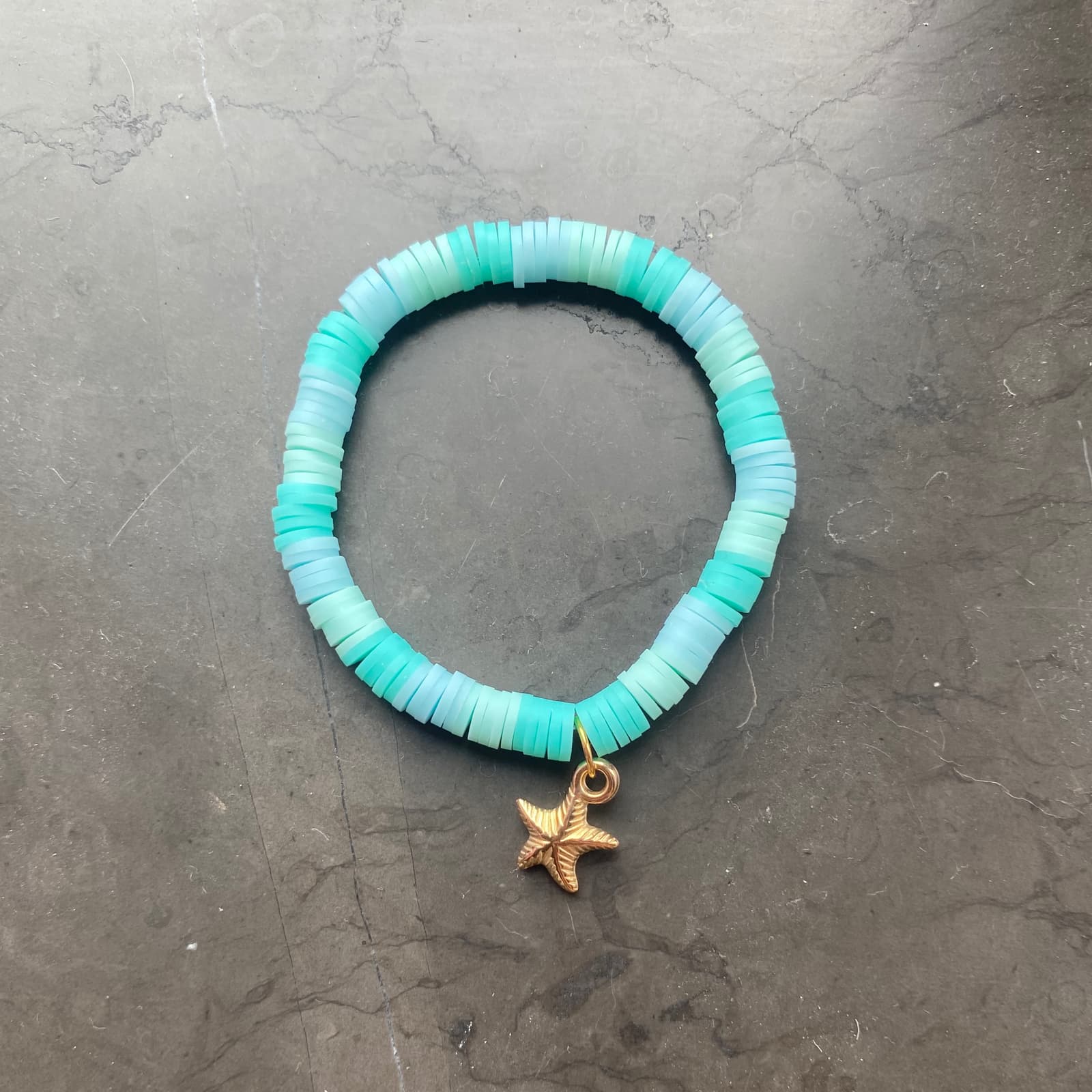 Summer vibes blått armband 